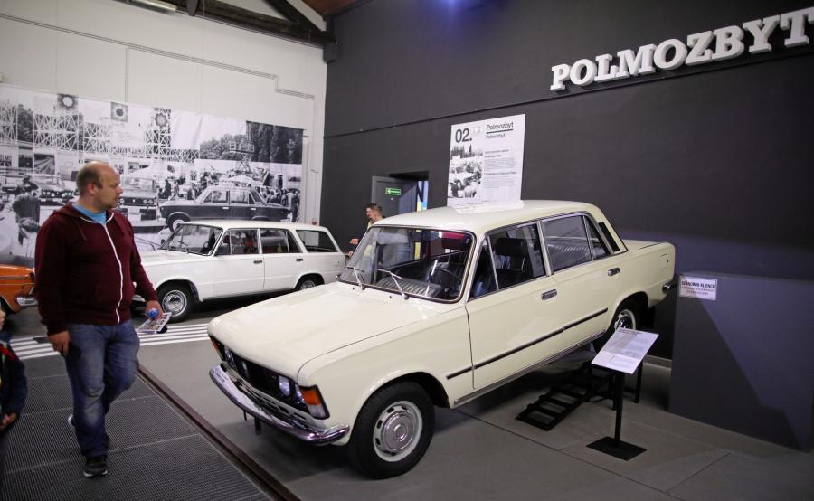 Fiat 125p - wystawa "P jak paradoks"