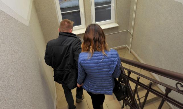 Rodzice nie zgodzili się na zaszczepienie. Prokuratura: Mieli prawo zabrać noworodka ze szpitala