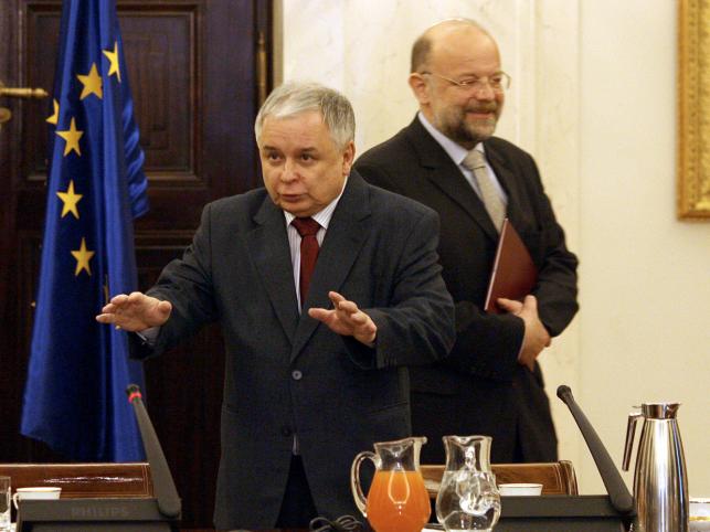 Prezydent: Nie jestem prezydentem PiS