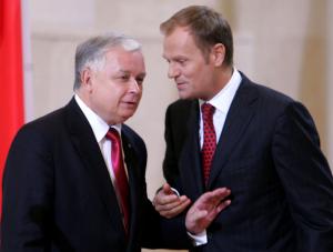 Tusk i Kaczyński zawieszają broń