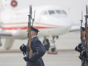 Piloci odchodzą z lotniczego specpułku