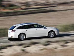 Peugeot daje 5 lat gwarancji na swoją nową limuzynę