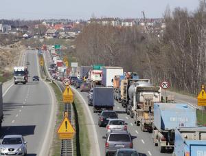 Nad morze bez korków? Policja przekonuje: Da się!