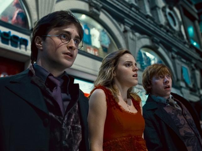 1. "Harry Potter i Insygnia Śmierci: część 2" - 1,33 miliarda dolarów
