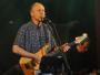 Kuba Sienkiewicz, lider Elektrycznych Gitar to najprawdziwszy doktor nauk medycznych. Specjalność - neurologia. 