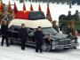 Obok samochodu, na którym ustawiono trumnę z ciałem Kim Dzong Ila, szedł jego najmłodszy syn, Kim Dzong Un