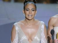 „Wypadający” sutek J.Lo atrakcją Oscarów! Zdjęcia!