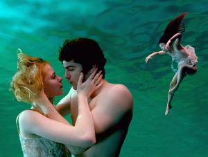 Across the Universe”, reż. Julie Taymor, dystr. UIP, czas133 min, premiera dvd: 9 września