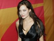 Angelina własną matką