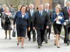 Prezydent przystojny i inteligentny. Nowy SONDAŻ