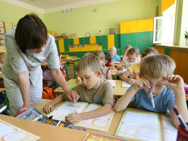 Platforma ma kłopoty z sześciolatkami