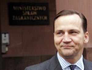 Sikorski: To ja jestem ministrem, a nie Kownacki