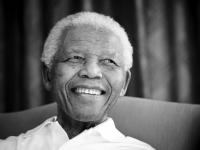 Prezydencki doradca: Mandela bliski Komorowskiemu