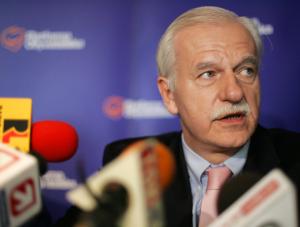 Olechowski rzucił legitymacją PO