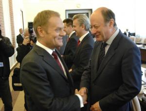 Koniec pracy. Ministrowie Tuska na wakacjach
