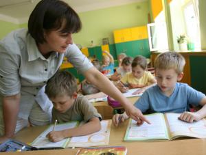 Pensje nauczycieli co rok będą rosnąć
