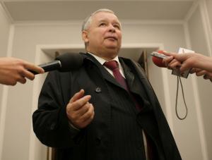 Jarosław Kaczyński: Rząd podważa konstytucję