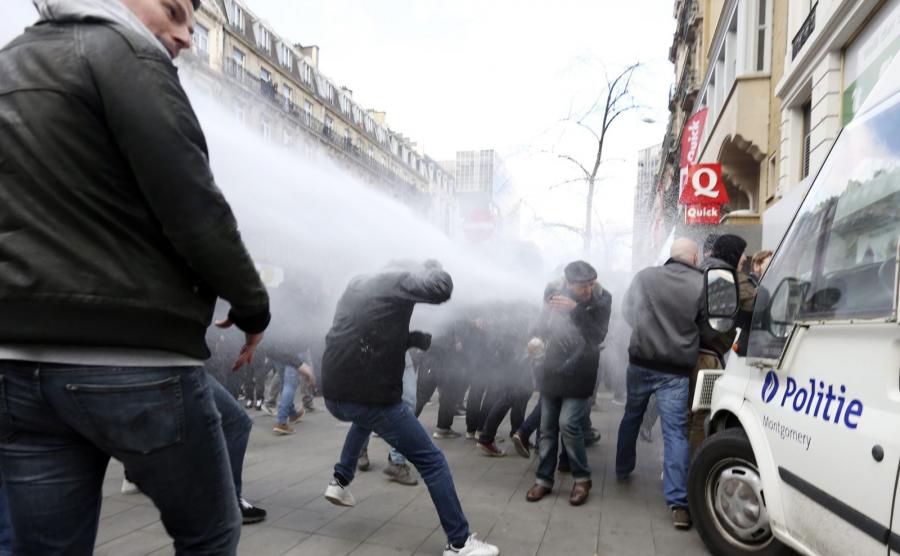 BITWA Z POLICJĄ W CENTRUM BRUKSELI
