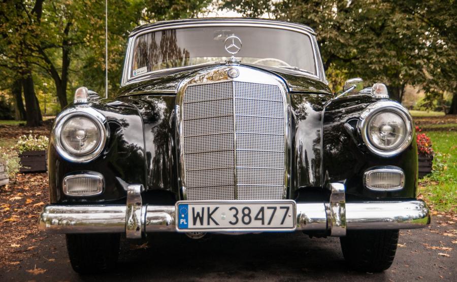 Mercedes 300d Adenauer