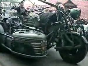 Ten motocykl jest jak czołg